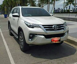 บริการรถ 7 ที่นั่ง SUV รับส่งสนามบิน